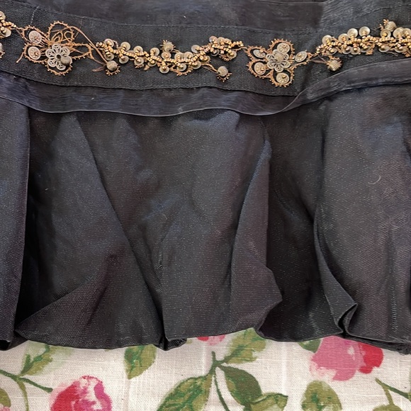 Vintage Chagall blazer. Black. Snap up belt. Size 12 - Picture 10 of 10